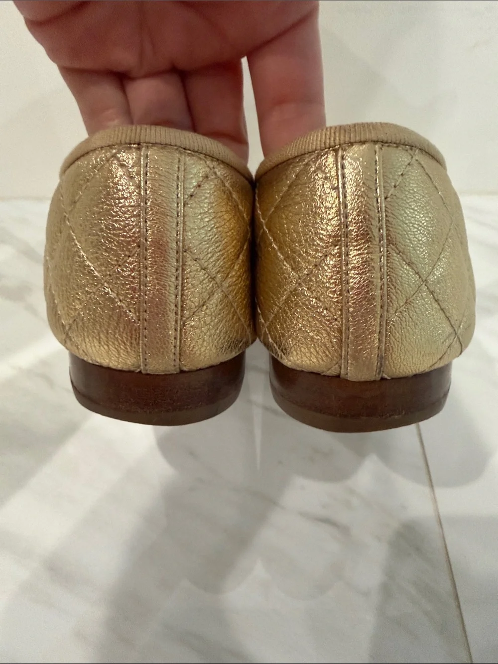 CHANEL elegant ballet